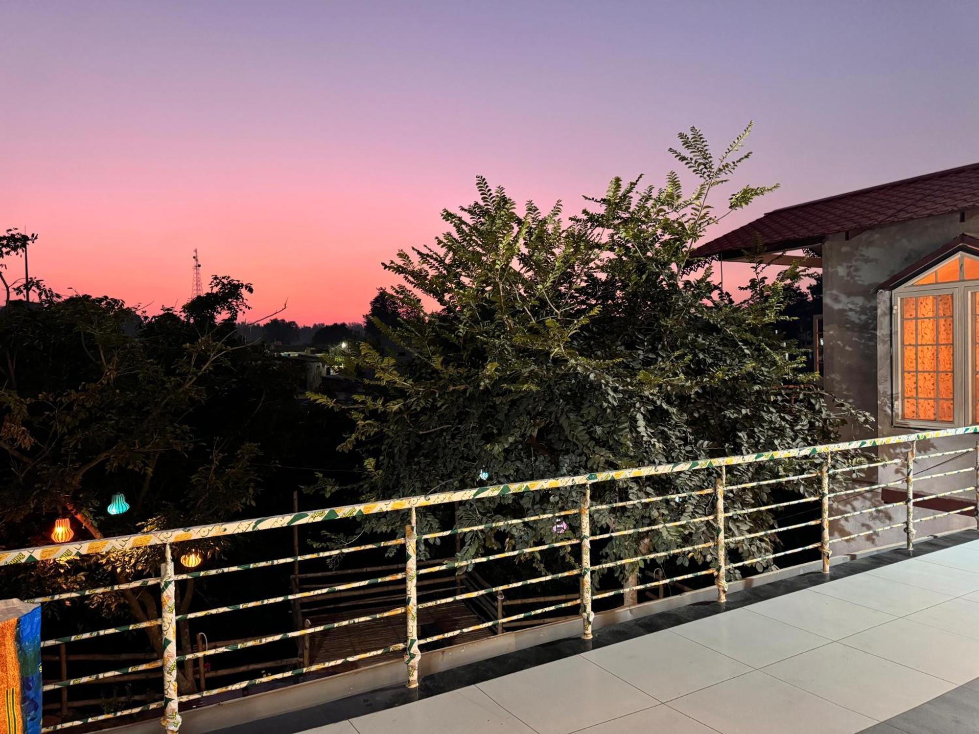 Hotel The Gulmohar, Chikhaldara Exterior foto