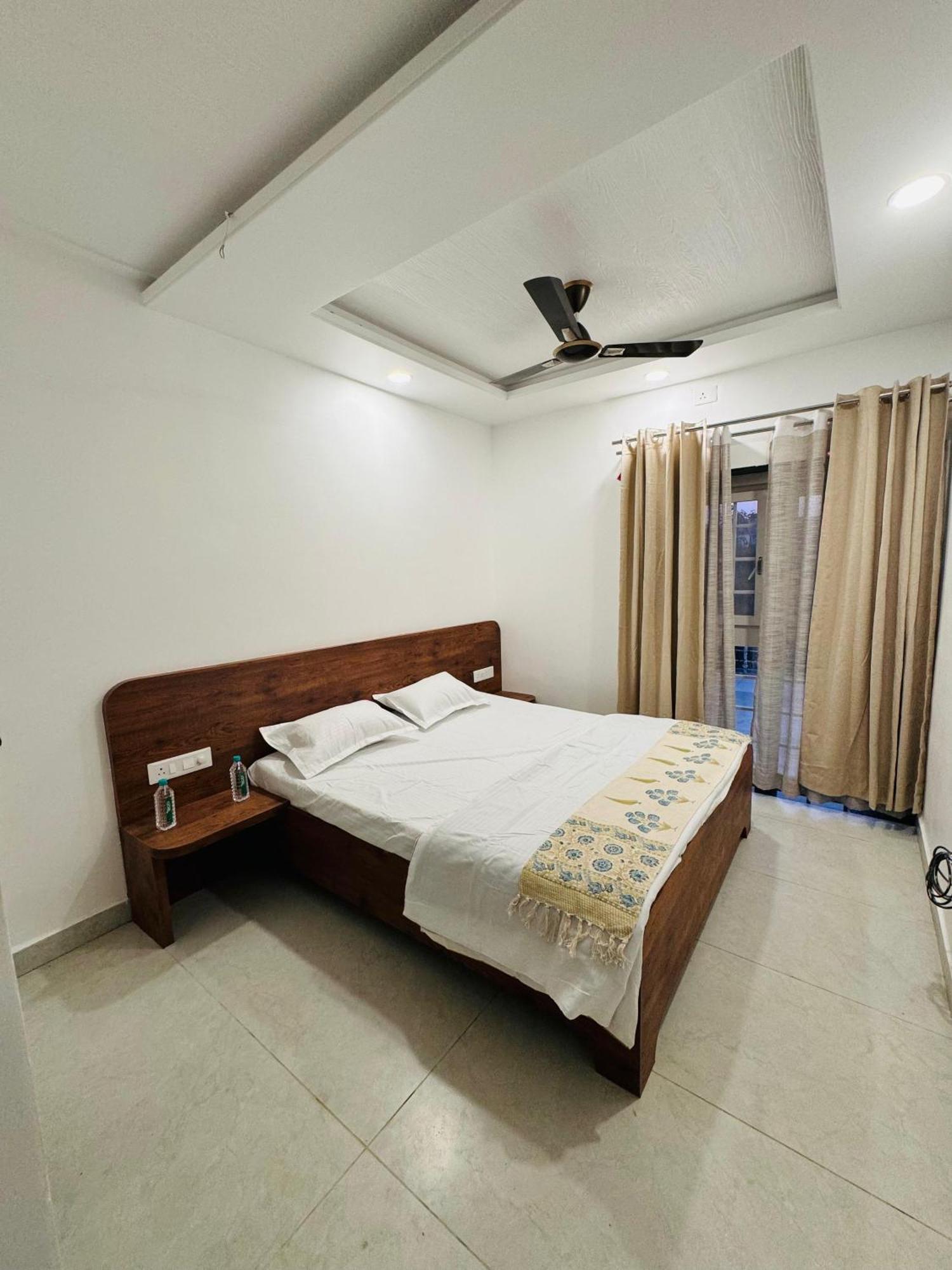 Hotel The Gulmohar, Chikhaldara Exterior foto
