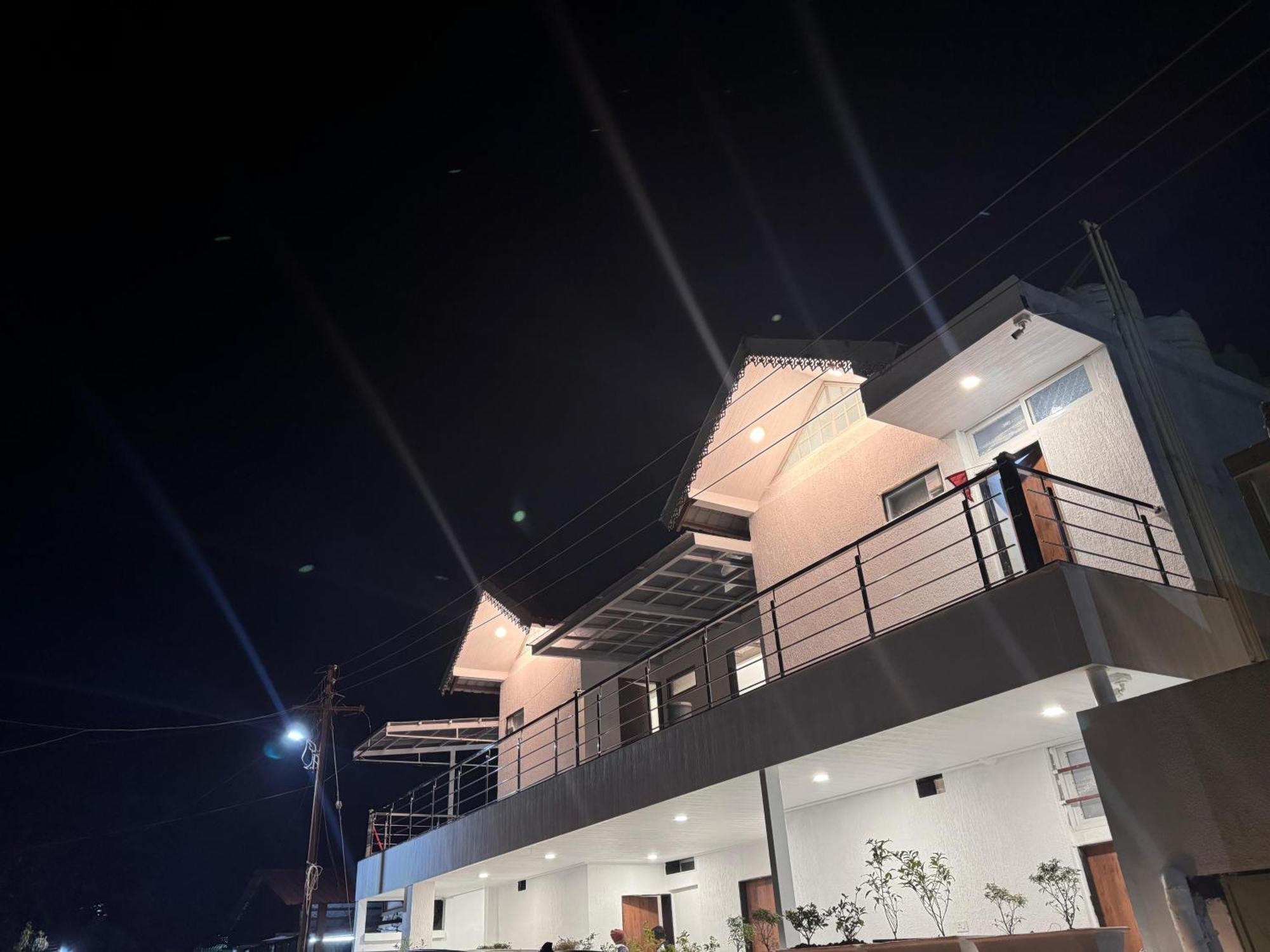 Hotel The Gulmohar, Chikhaldara Exterior foto